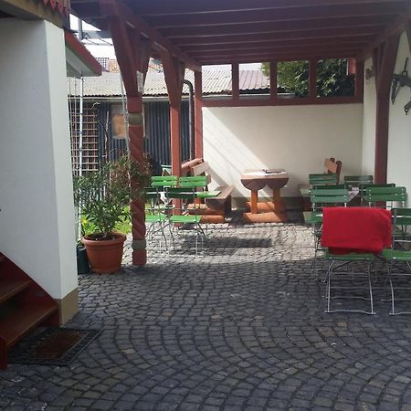 Cafe Im Hof- Bed & Breakfast Streufdorf 외부 사진