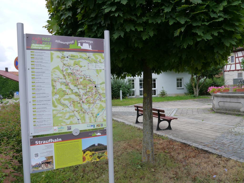 Cafe Im Hof- Bed & Breakfast Streufdorf 외부 사진