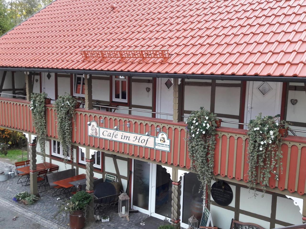 Cafe Im Hof- Bed & Breakfast Streufdorf 외부 사진