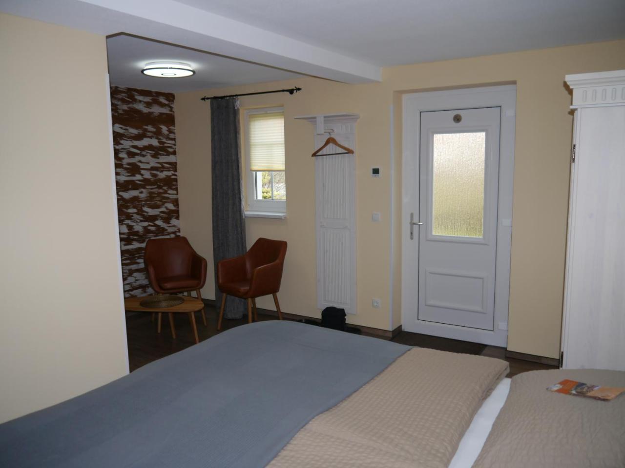 Cafe Im Hof- Bed & Breakfast Streufdorf 외부 사진